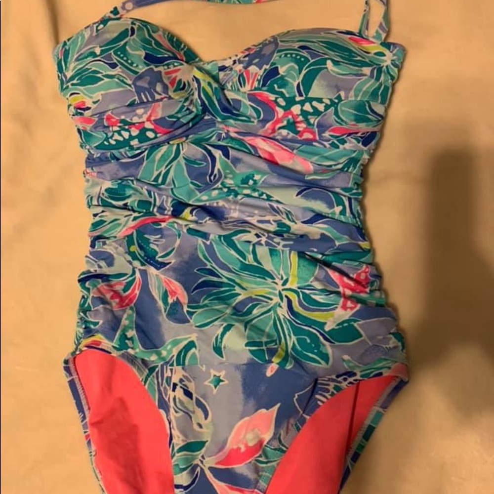 Lilly Pulitzer one piece size 6